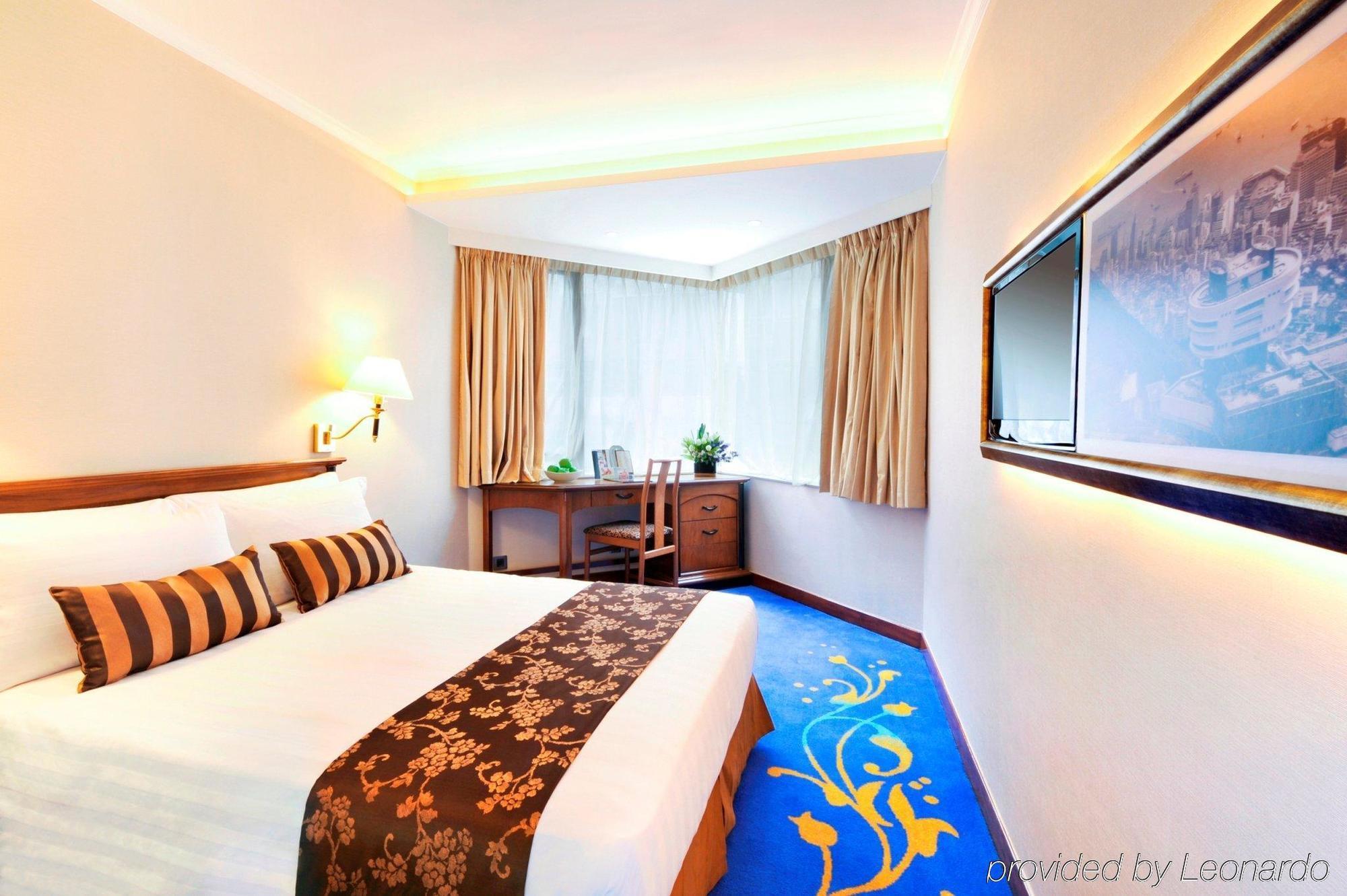 The Kimberley Hotel Hong Kong Room photo